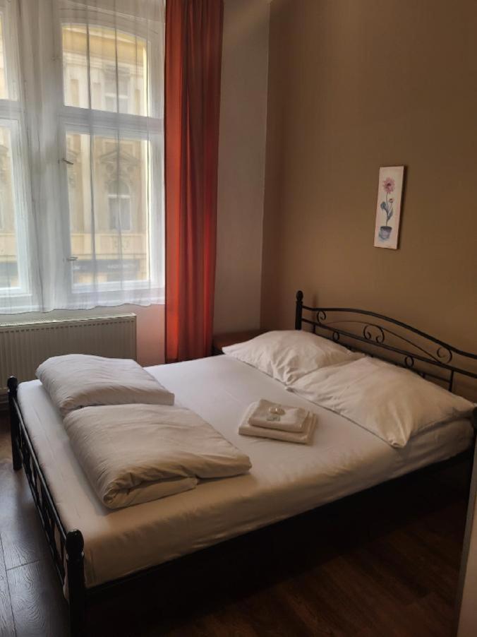 Pension Sunflower Praga Zewnętrze zdjęcie