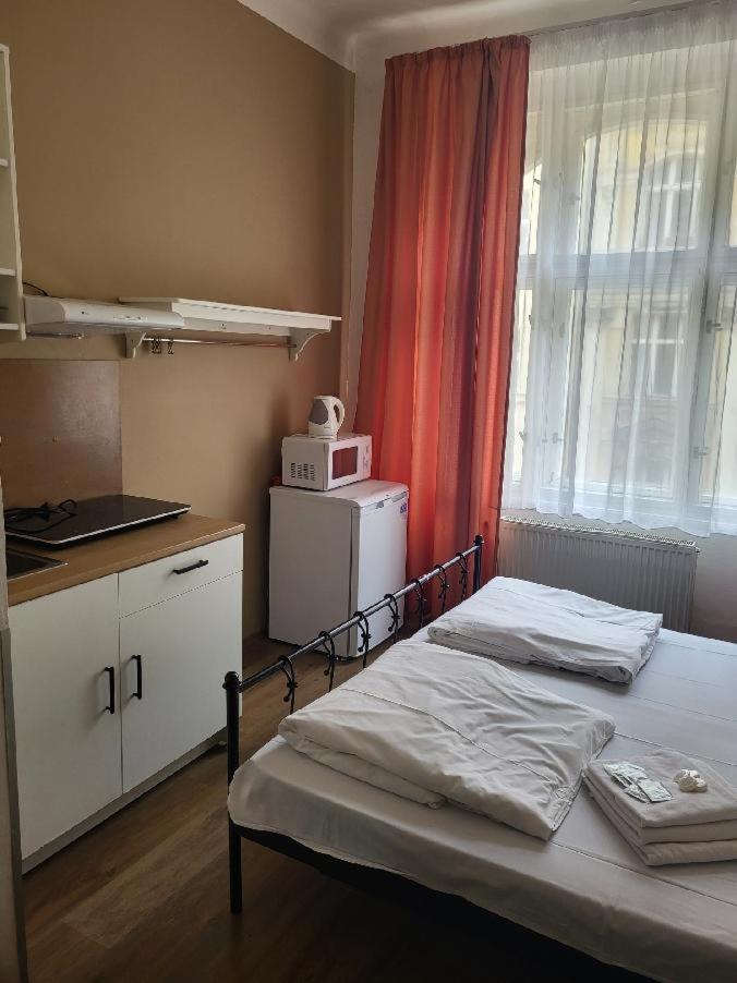 Pension Sunflower Praga Zewnętrze zdjęcie